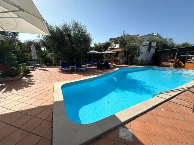 Monica Aparthotel